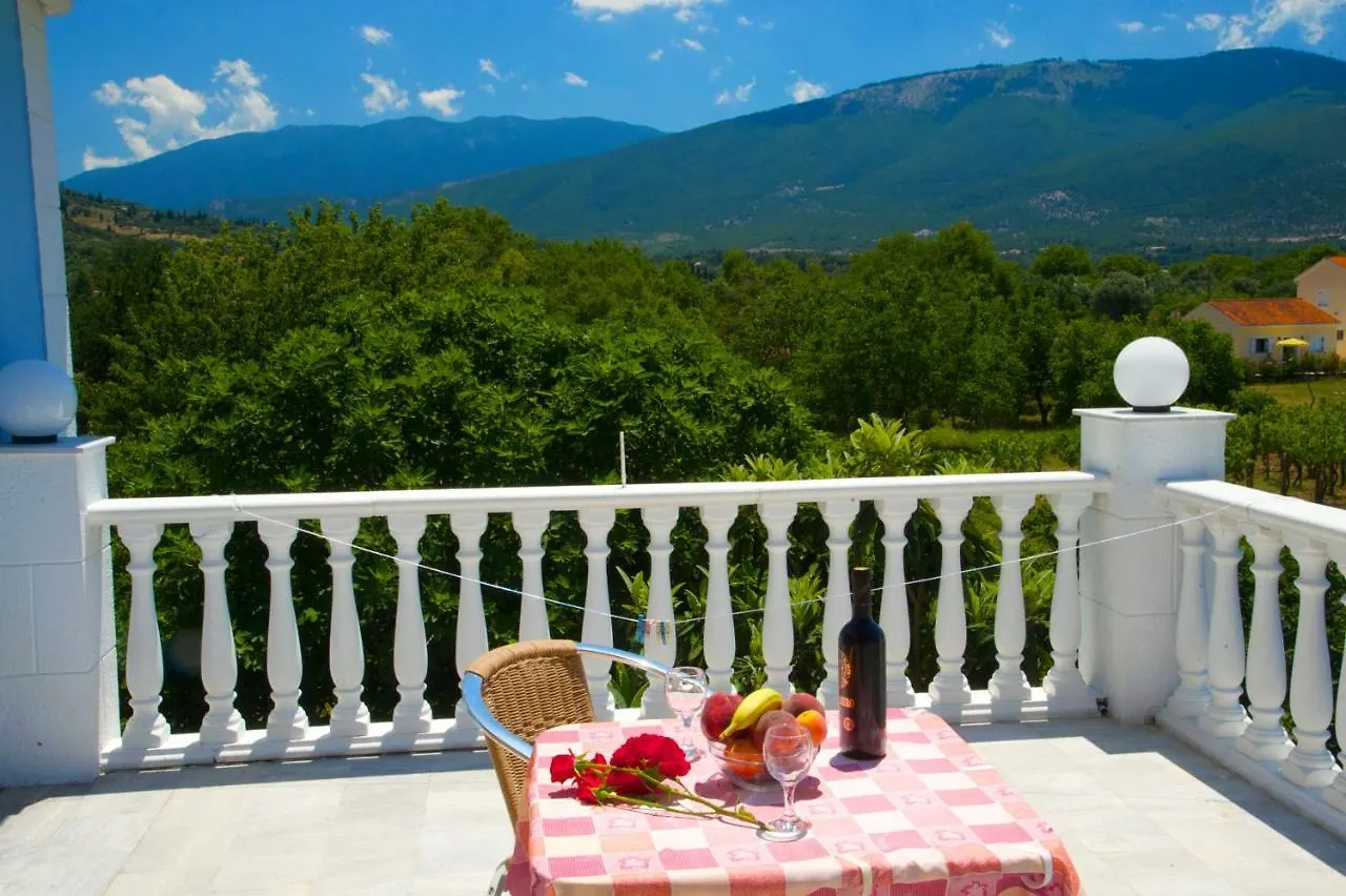 Nikos Studios And Apartments Sami  Grèce